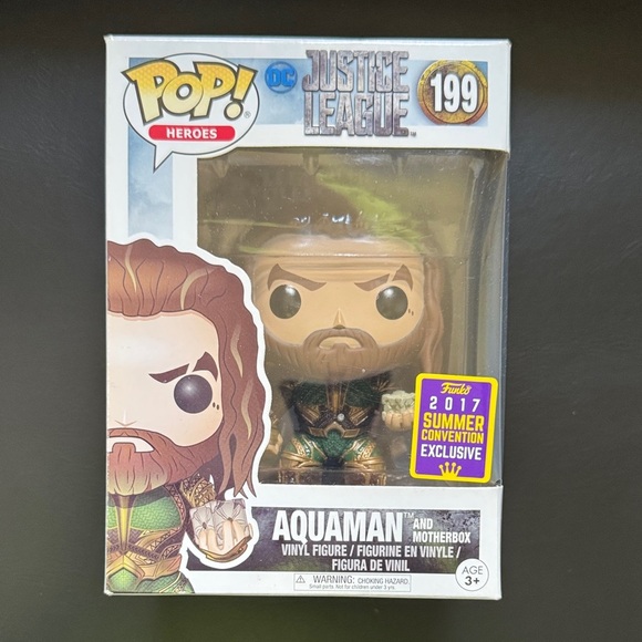 Funko Aquaman Exclusive Vinyl Figure with Motherbox - Picture 1 of 7